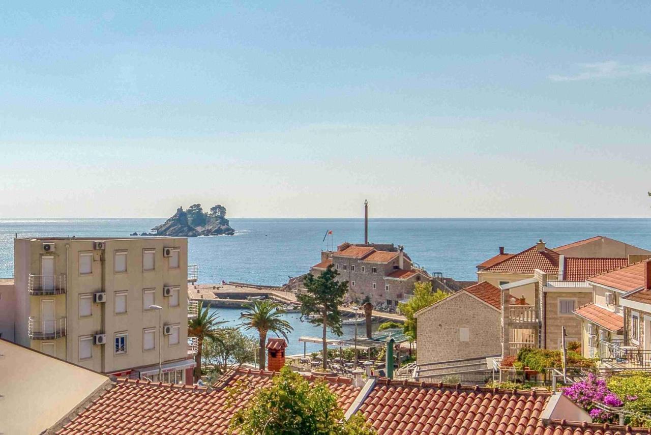 Apartmani Olga Petrovac エクステリア 写真