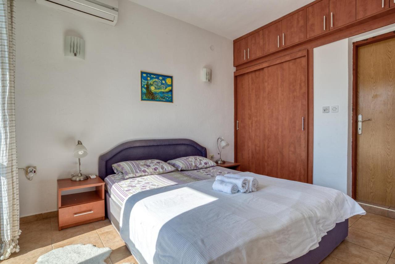 Apartmani Olga Petrovac エクステリア 写真