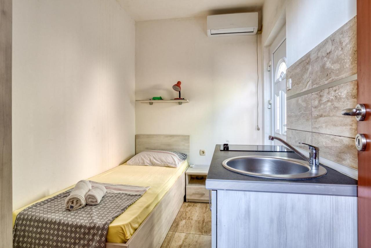 Apartmani Olga Petrovac エクステリア 写真