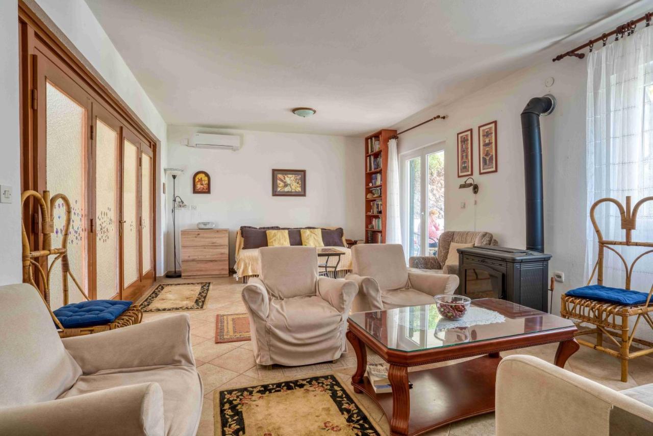 Apartmani Olga Petrovac エクステリア 写真