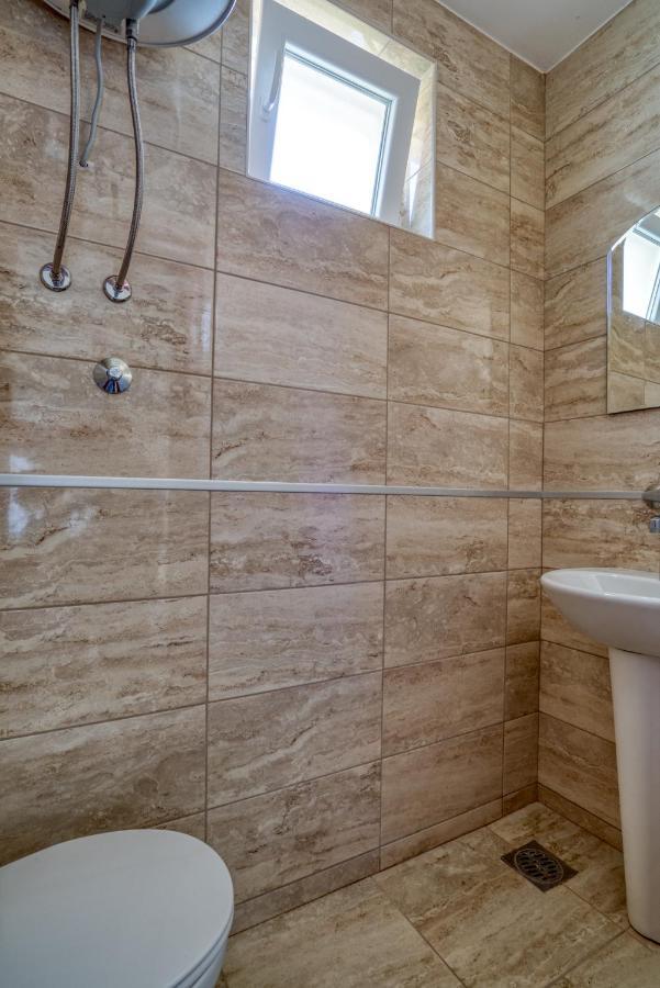 Apartmani Olga Petrovac エクステリア 写真